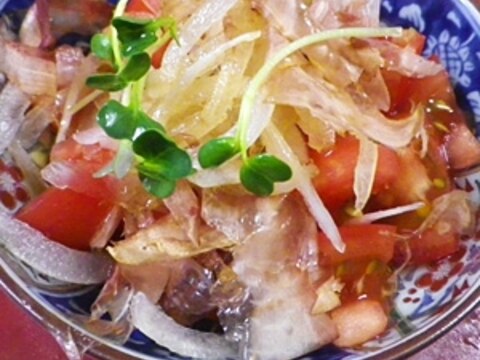 トマト玉ねぎの生姜カイワレ和風サラダ